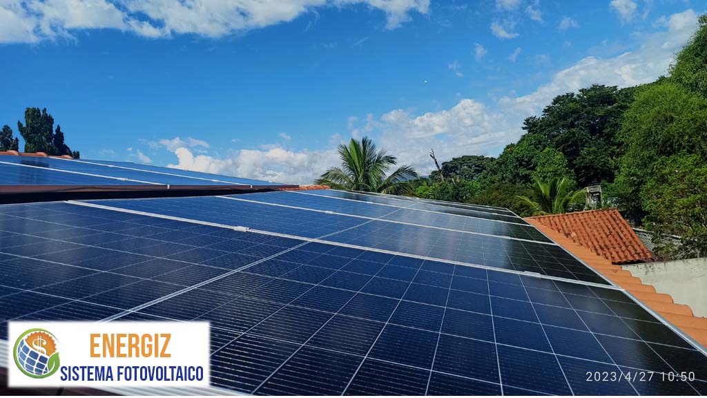 Energia solar Construindo uma Vida Autossustentável no Campo 7